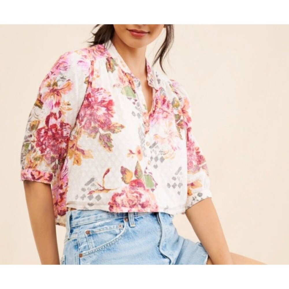 Pilcro Floral Button-Front Puff Sleeve Blouse in White and Pink